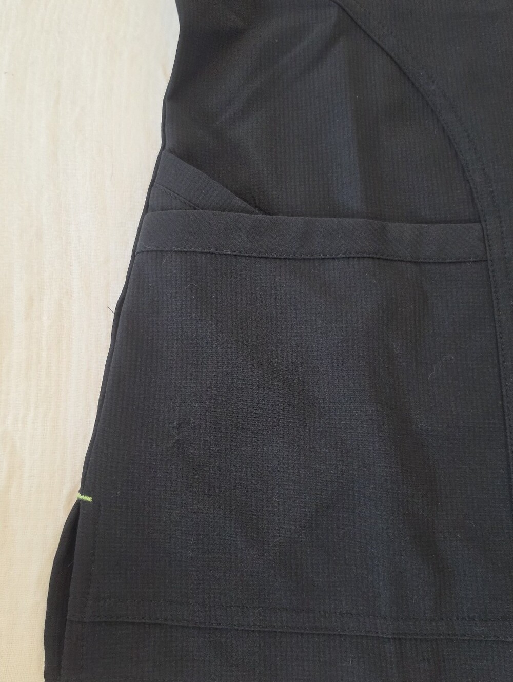 MED COUTURE AIR Scrub Set in Black with Lime Accents SMALL - Picture 5 of 10